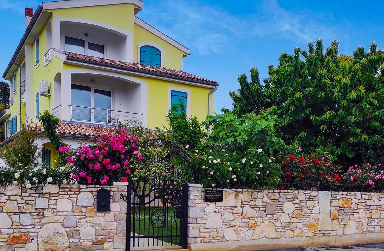 Apartman Mendula Premantura Exteriér fotografie